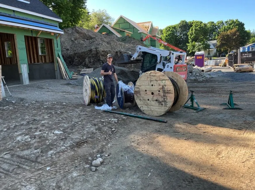 Slide of MacInnis Electrical