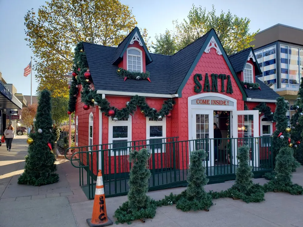 Professional outlet and switch repair in , by Macintosh Electric