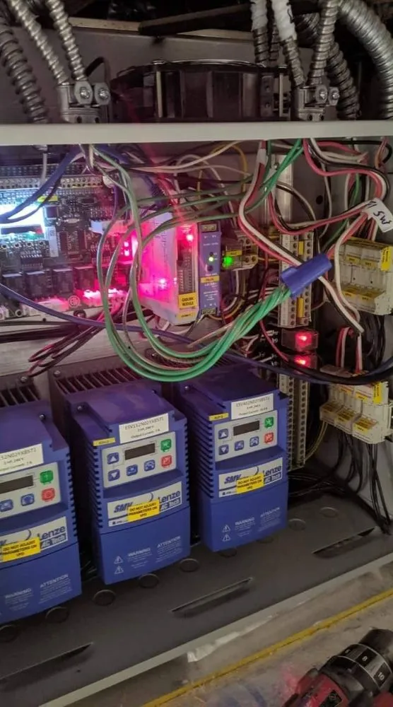 Slide of Mack's Electrical Solutions