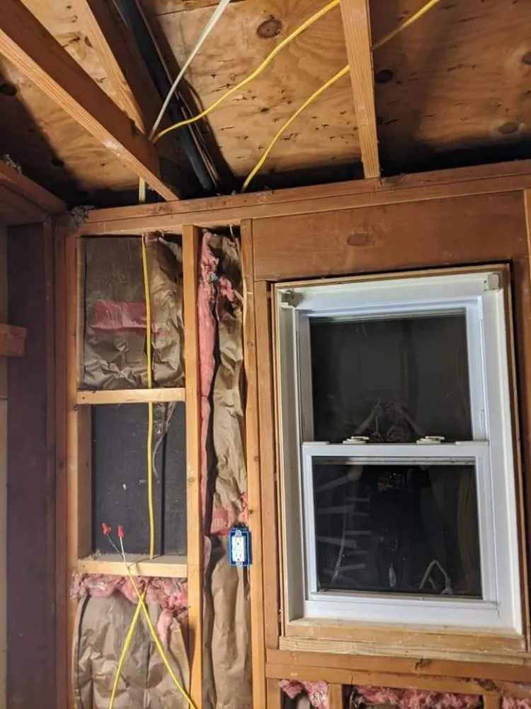 Slide of Mack's Electrical Solutions