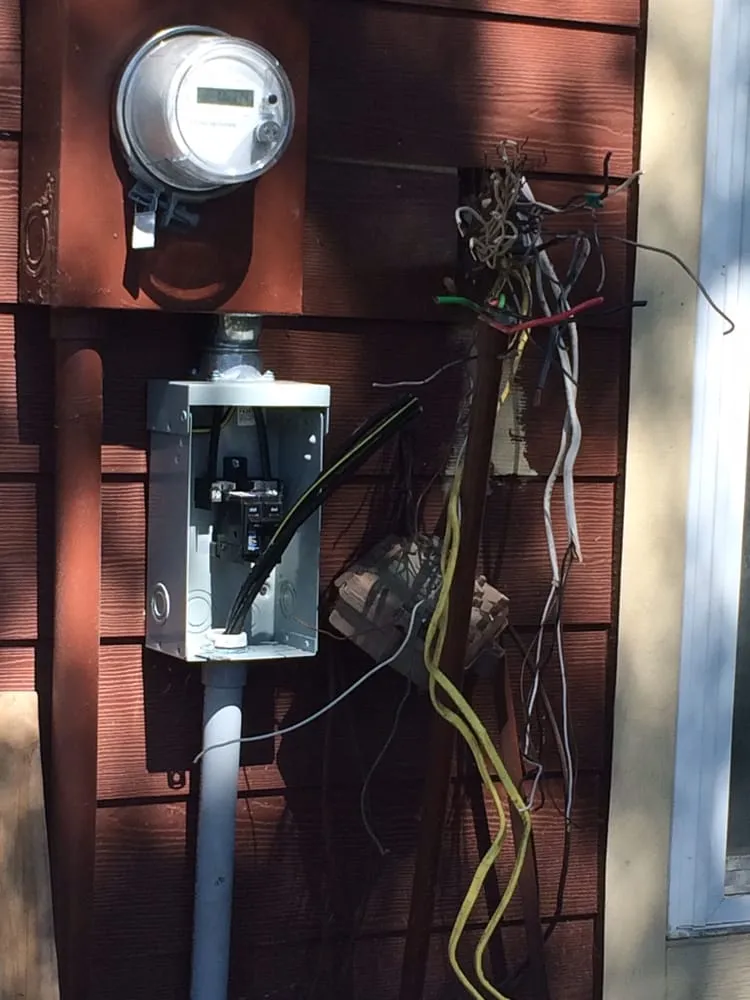 Slide of Macri Electrical Service