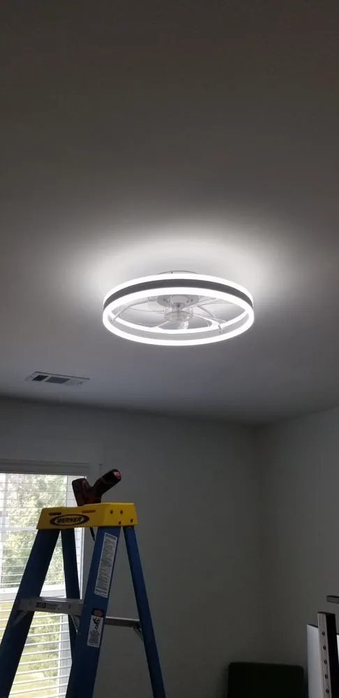 Slide of Mad-SparQ Electric