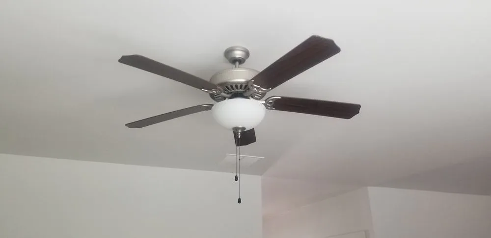 Slide of Mad-SparQ Electric