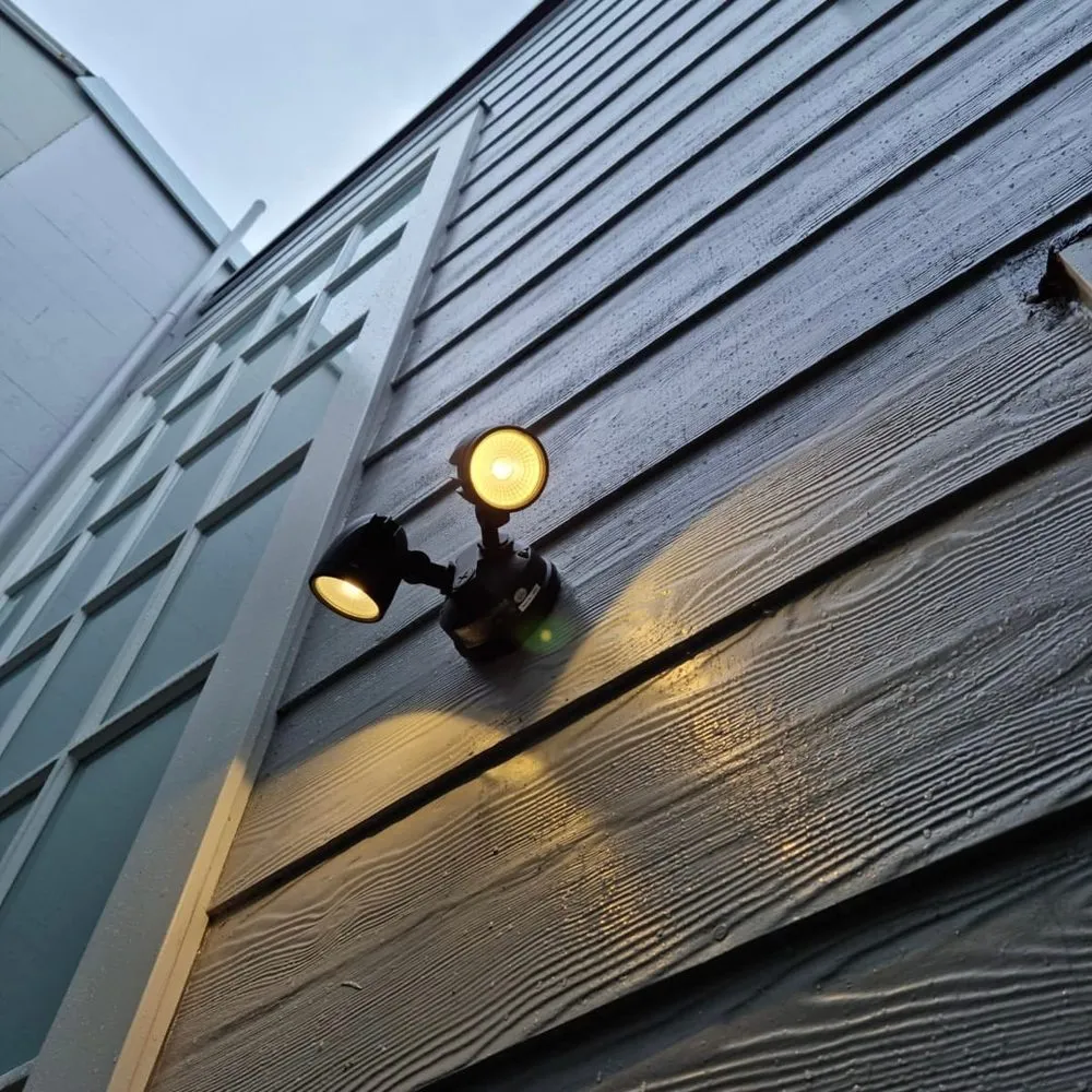 Slide of Madrona Electrician Service