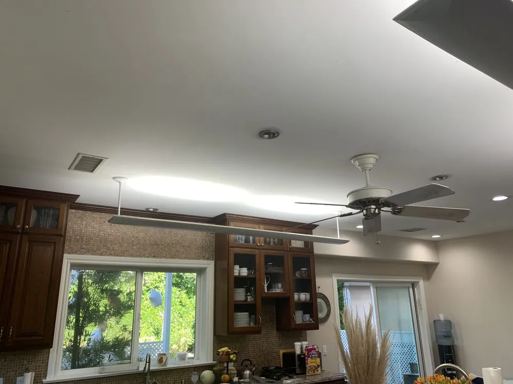 Slide of MAG Electric