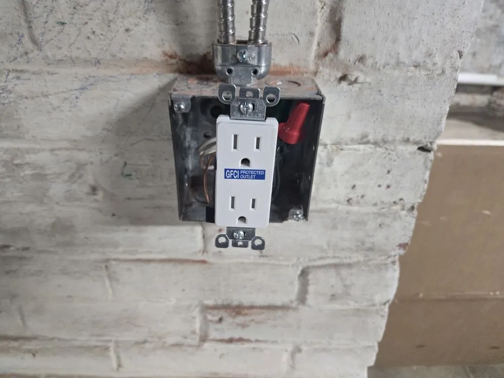 Slide of MAG Electric