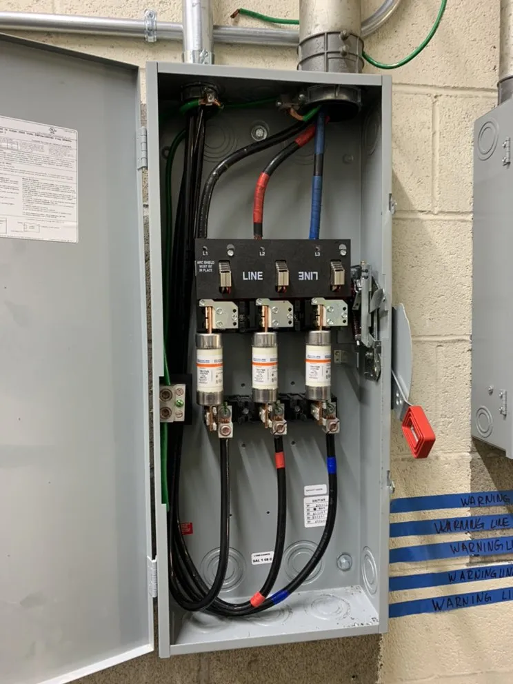 Licensed electrical service for homes in outlet and switch repair, by