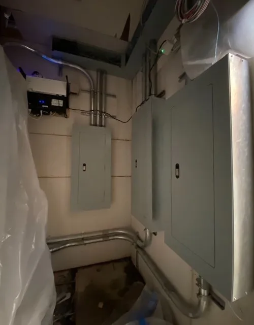 Slide of Magnetta Electric