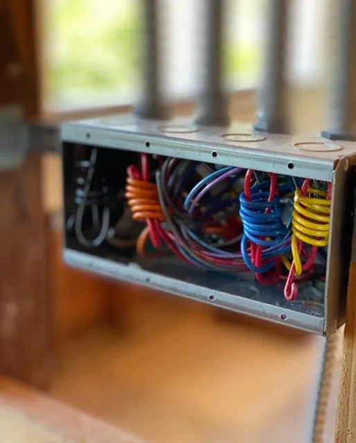 Slide of Magnetta Electric