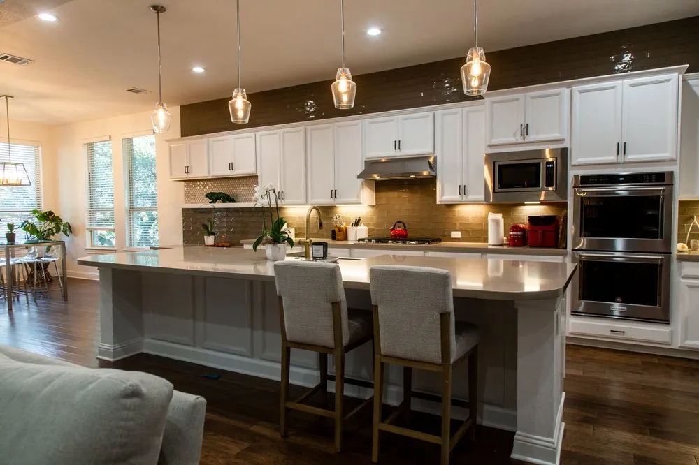 Licensed electrician providing wiring installation in Spicewood, TX - Magnify Electric