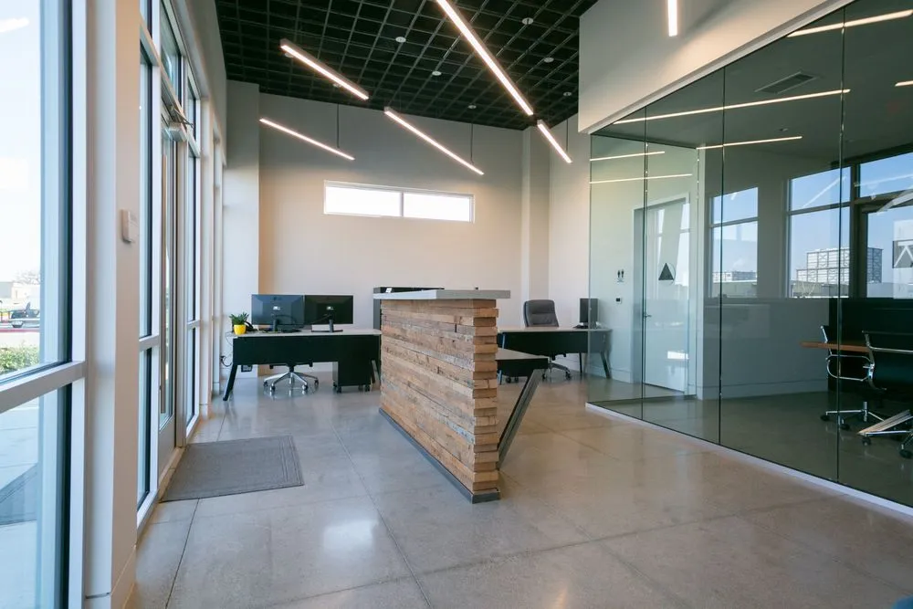 Slide of Main Electric