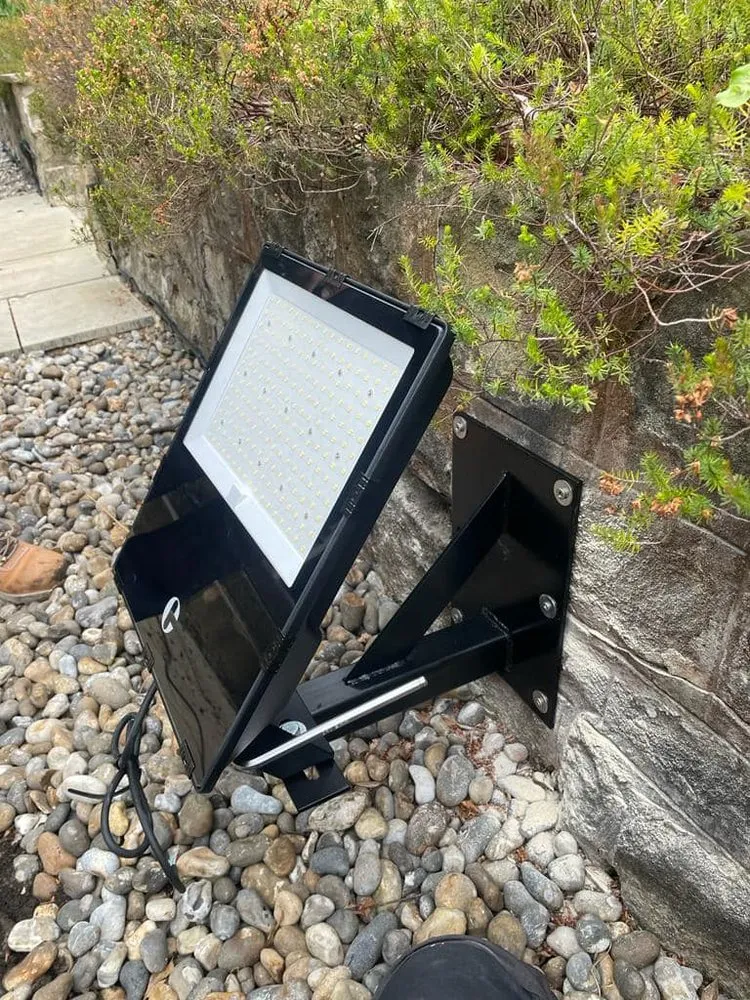 Slide of Main St Master Electrician