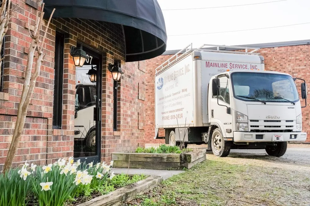 Slide of Mainline Service