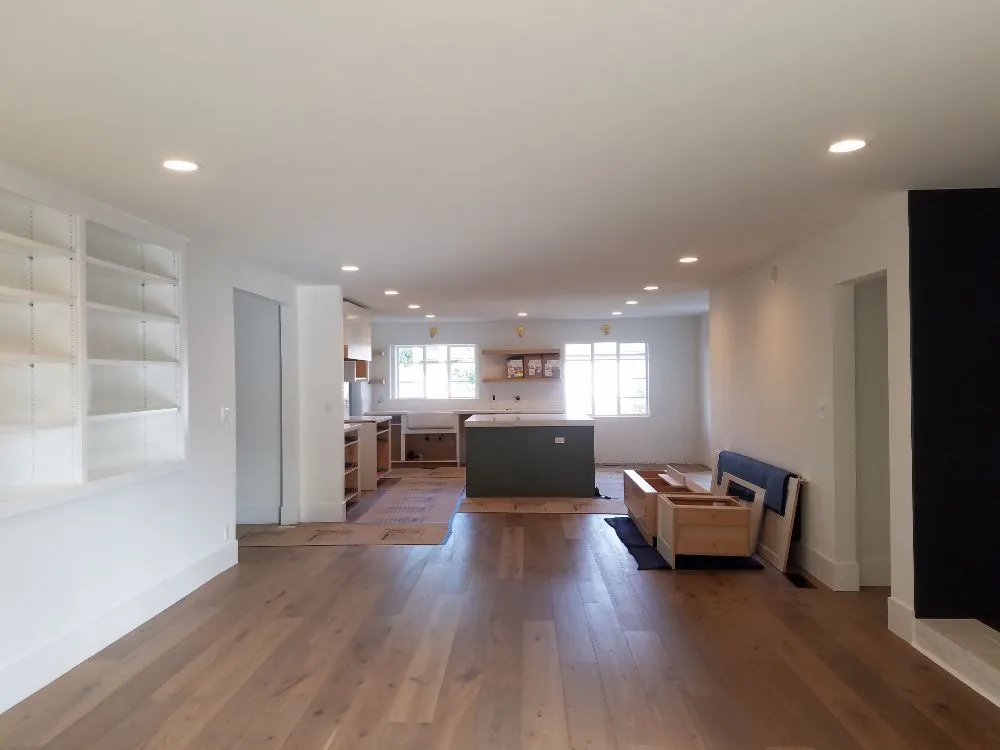 Slide of Mainstay Electric