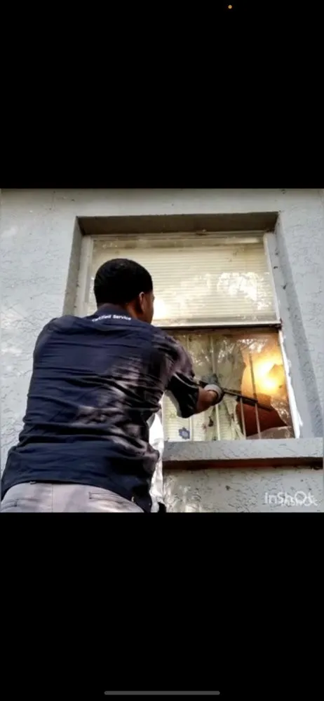 Licensed electrical service for homes in wiring installation, by