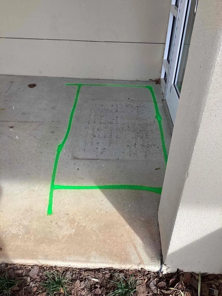 Professional electrician providing wiring installation in , 