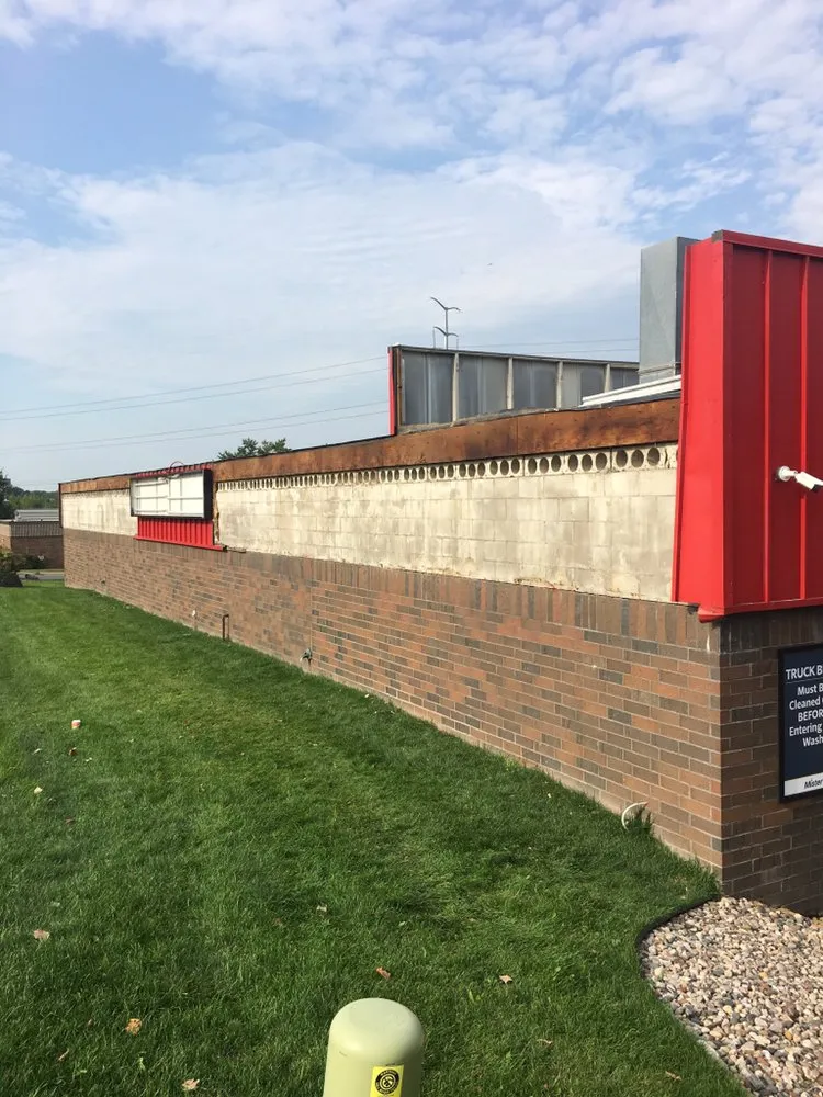 Slide of Majestic Property Maintenance