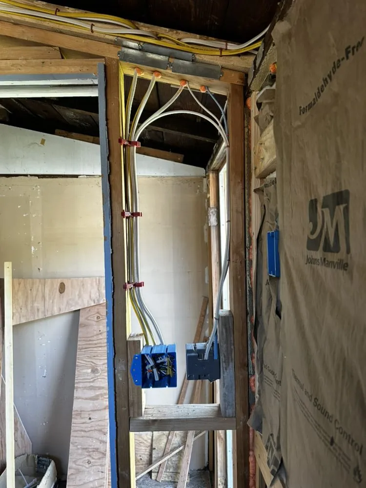 Slide of Major Electric