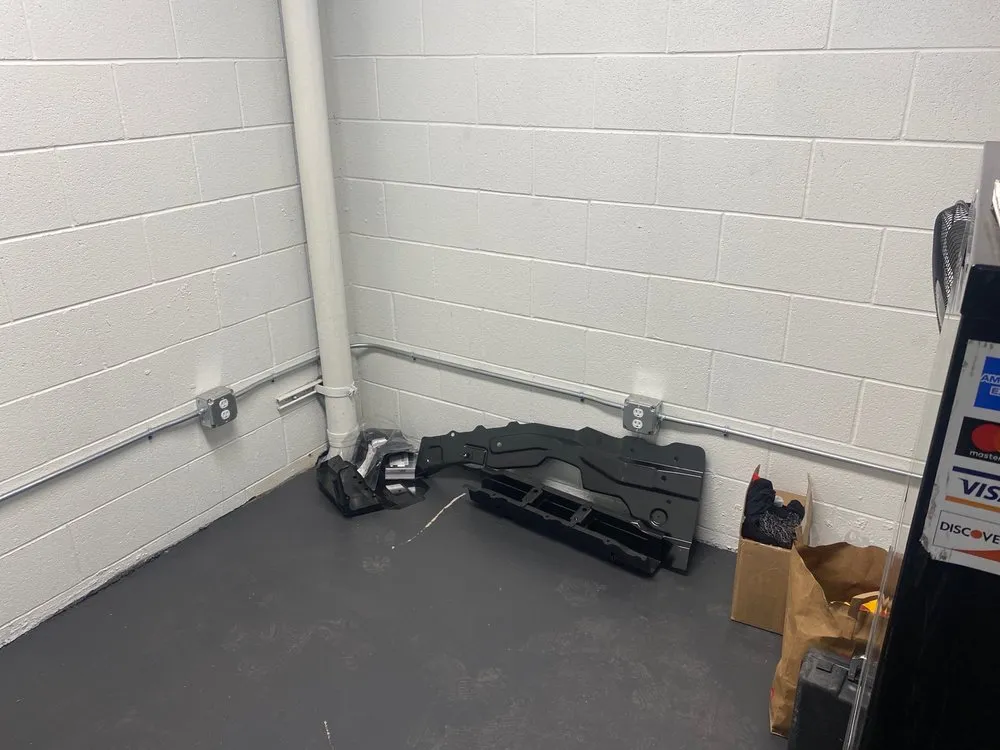 Slide of Major Electric