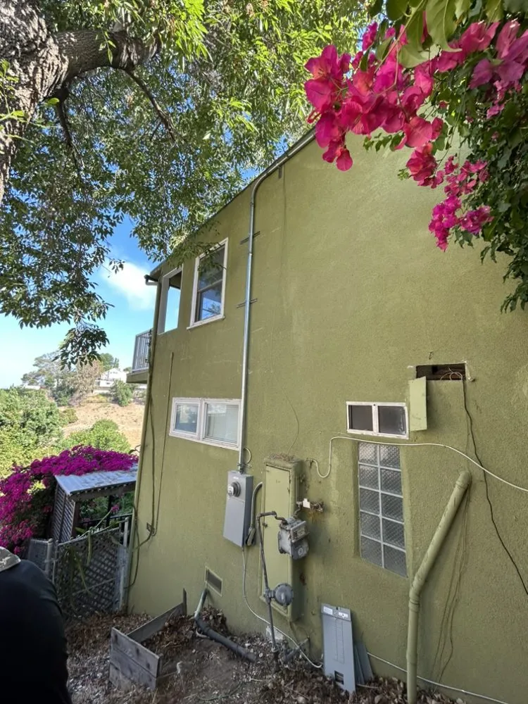 Slide of Major League Electric