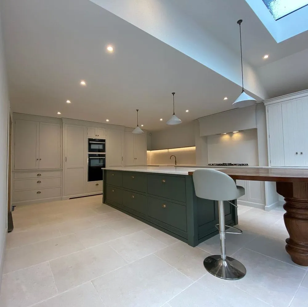 Slide of Majority 24 Hour Electrician