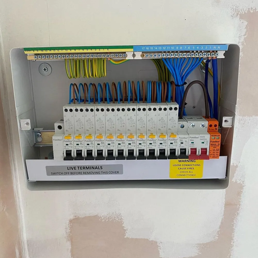 Slide of Majority 24 Hour Electrician