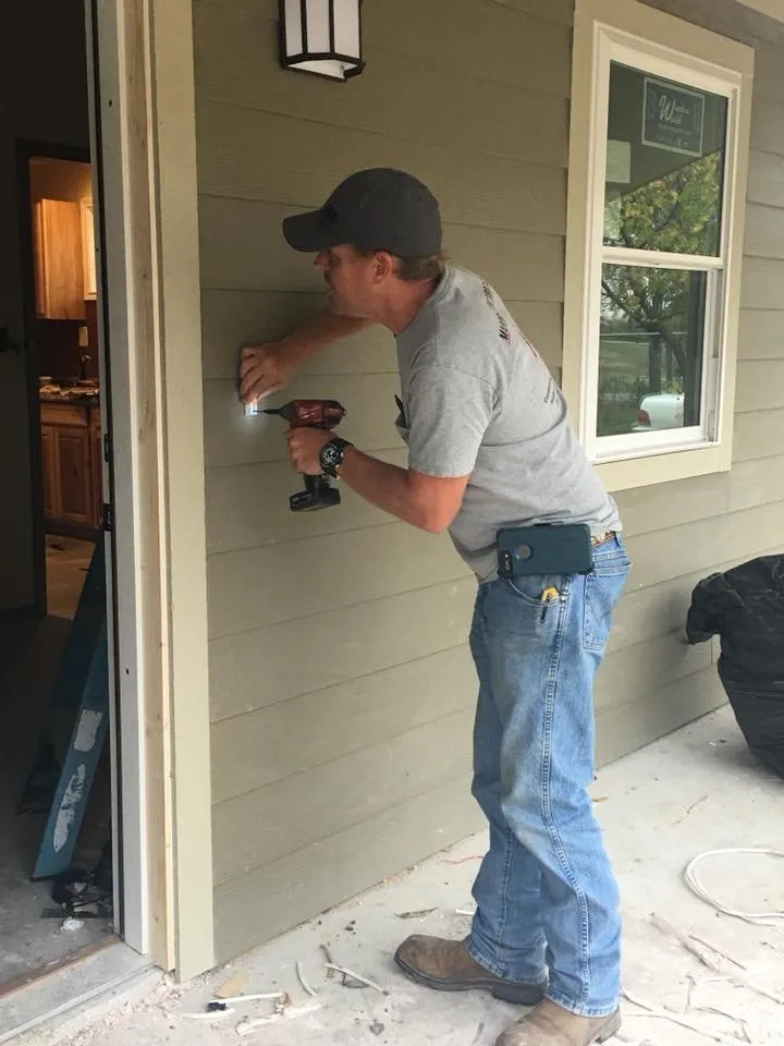 Slide of Majors Electrical