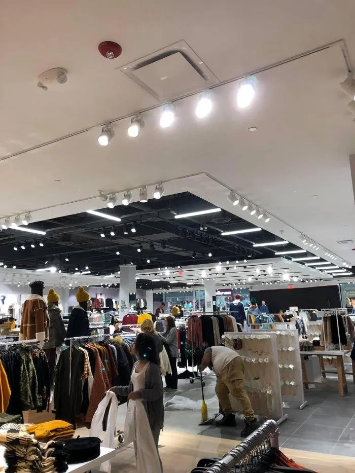 Slide of MAK Electric