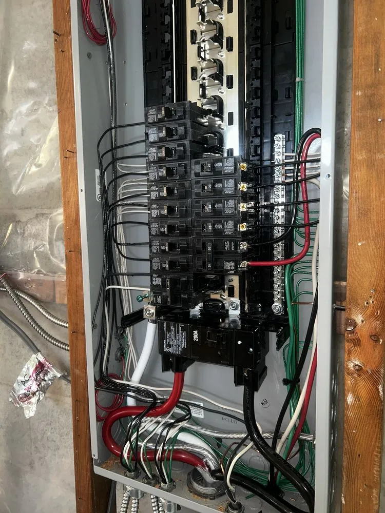 Slide of MAK Electrical Solutions