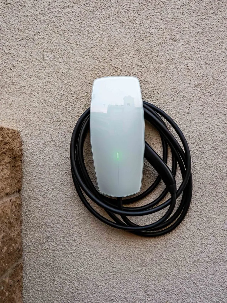 Slide of Makena Electric