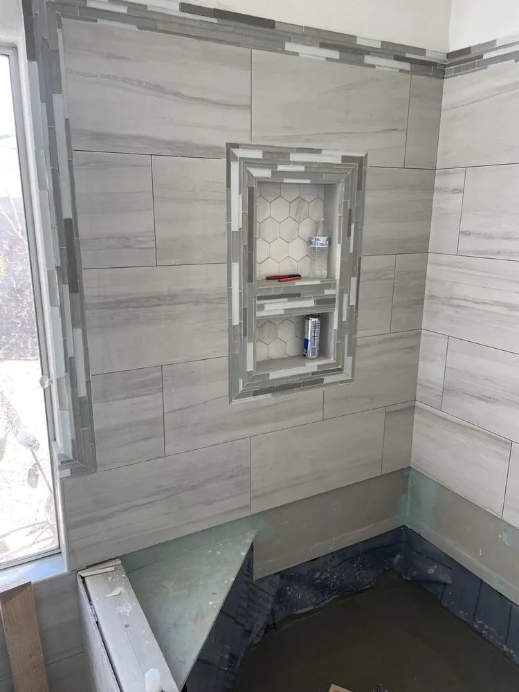 Professional electrician providing circuit breaker repair in , 