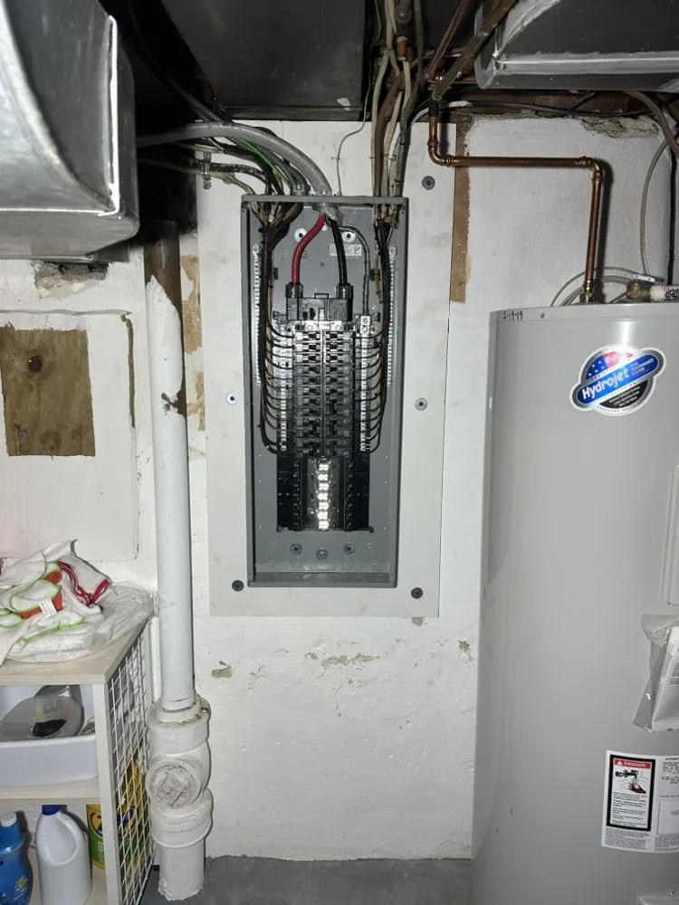 Emergency outlet and switch repair experts serving ,  - Maldonado Electrical Contractors