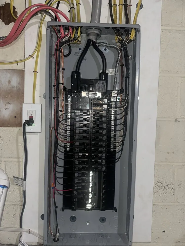 Professional outlet and switch repair in ,  by Maldonado Electrical Contractors