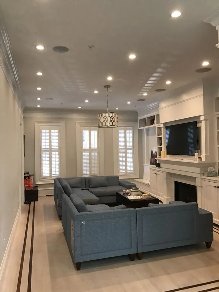 Slide of Malfettone Electric