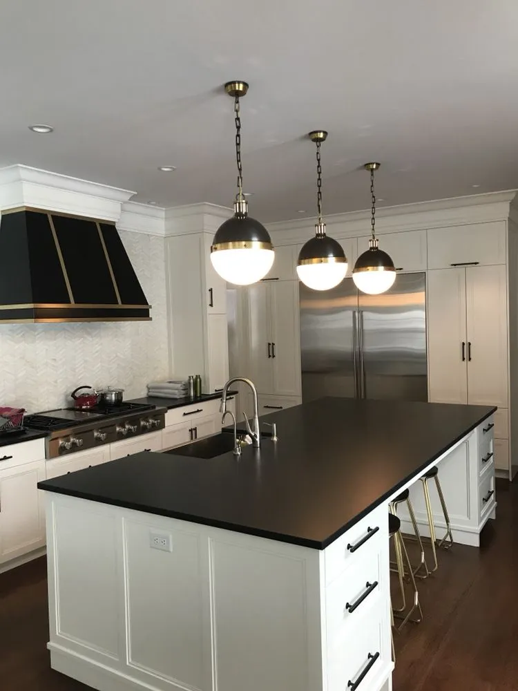 Slide of Malfettone Electric