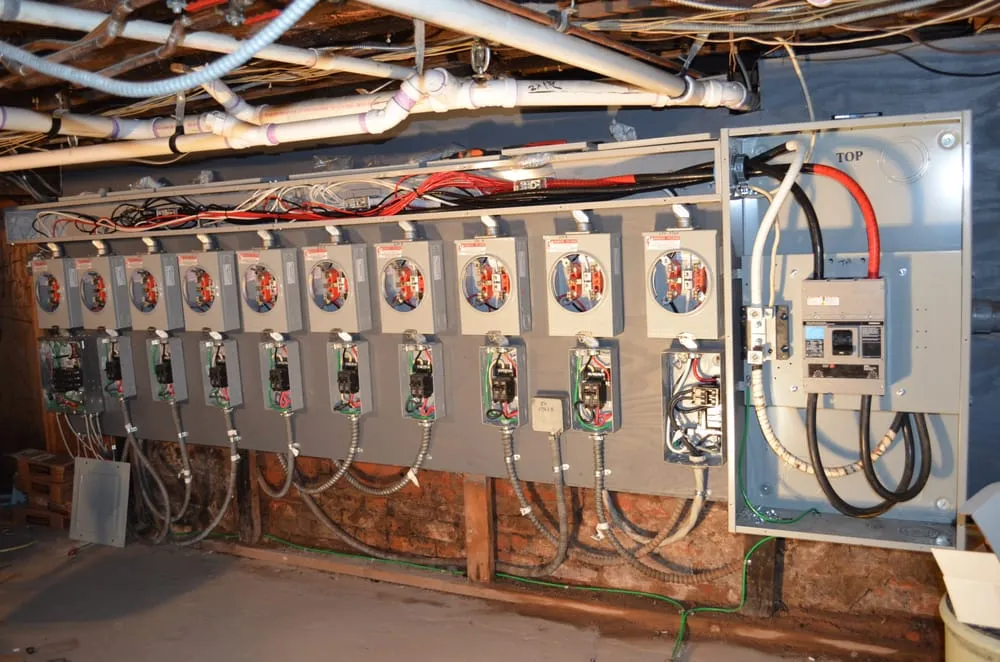 Slide of Malfettone Electric