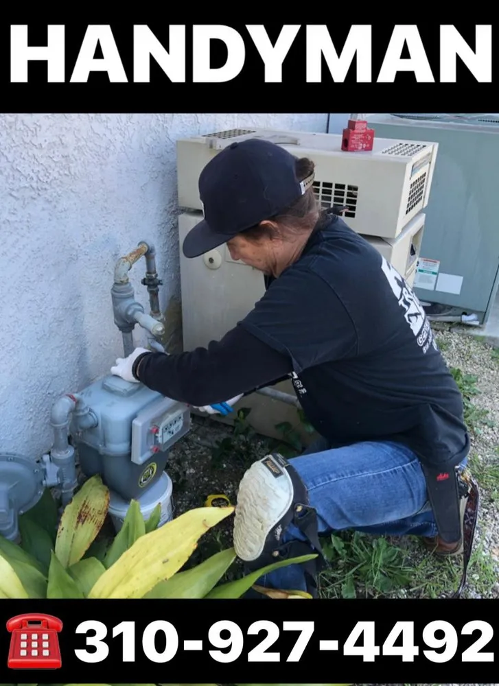 Licensed emergency electrical service in ,  by Malibu Handyman Services