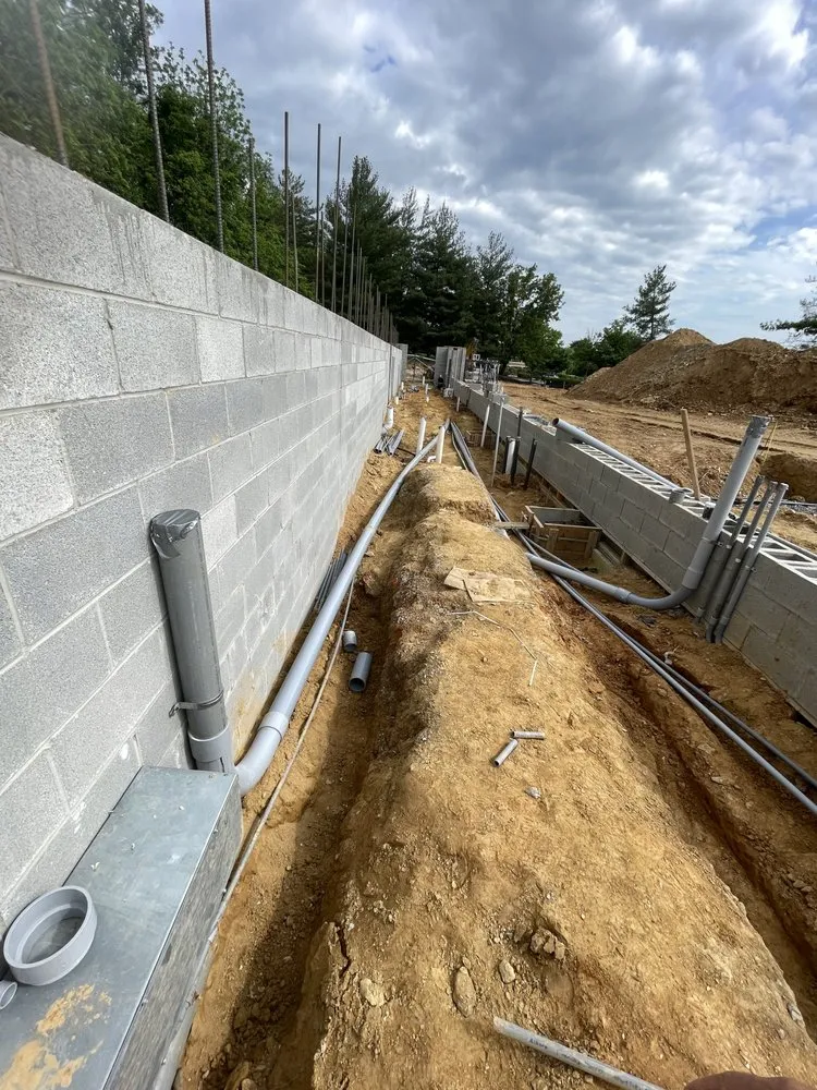 Slide of Maltez Electric