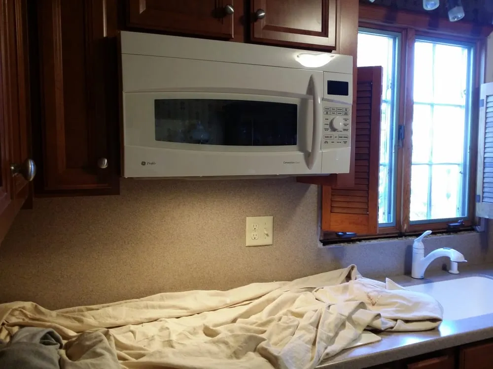 Slide of Malvesti Electric