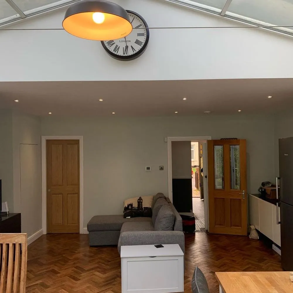 Slide of Mammoth Electric