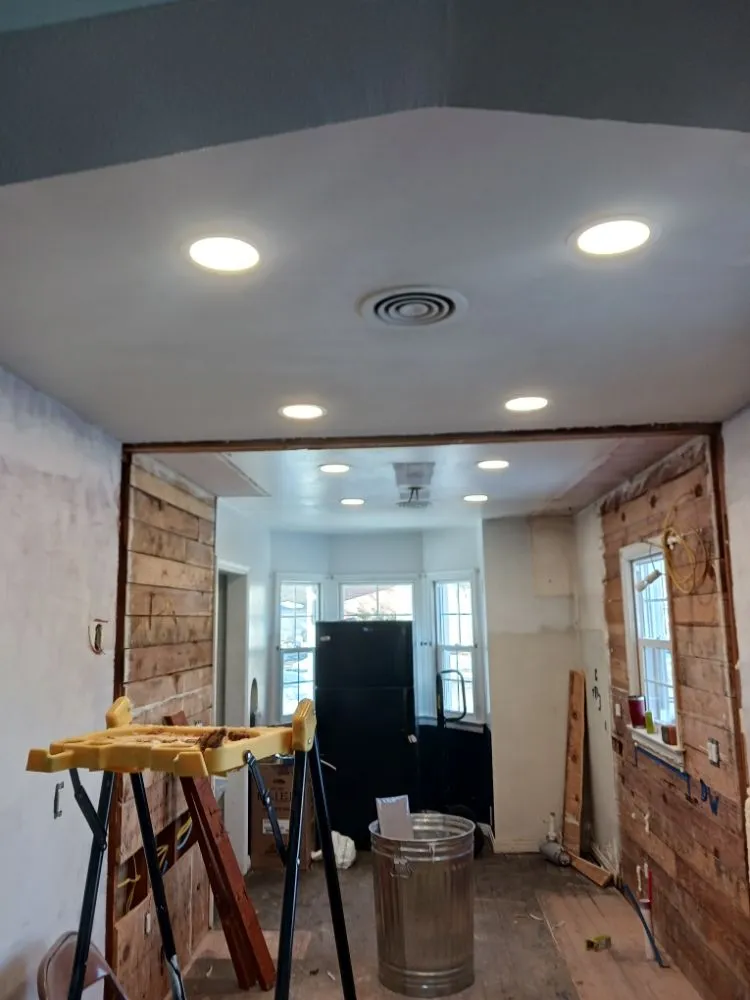 Emergency outlet and switch repair in Marquette, NE by Man and a Van