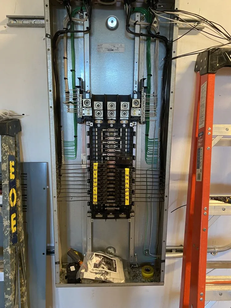 Slide of Manarez’s Electric