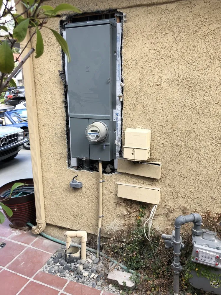 Slide of Mancha Electric