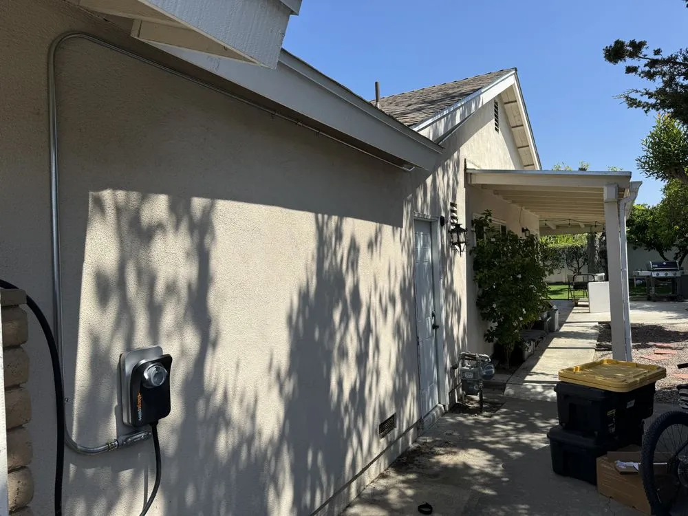 Slide of Mancha Electric