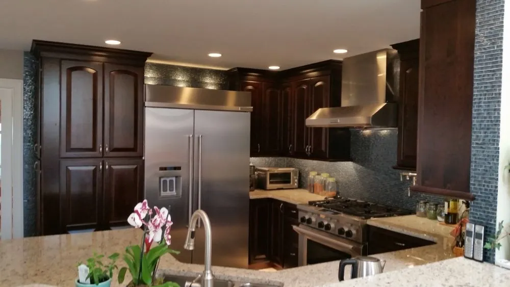 Slide of Mandia Electric