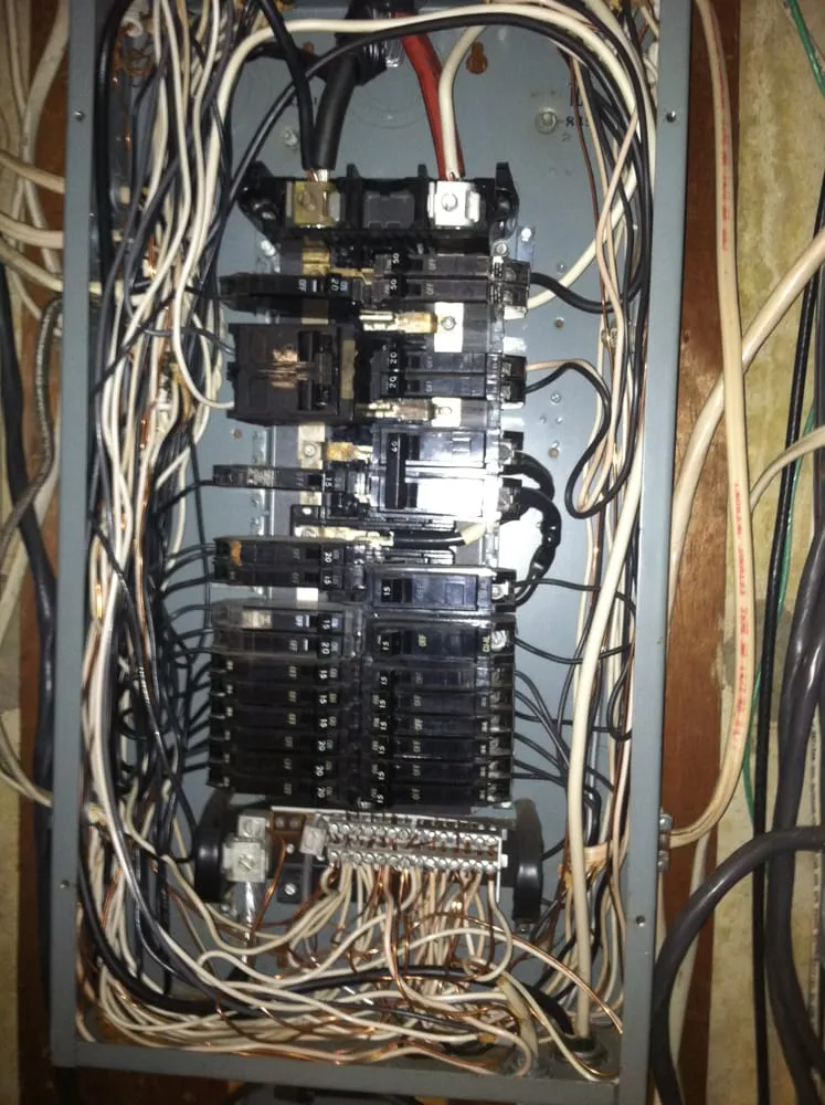 Slide of Mandia Electric