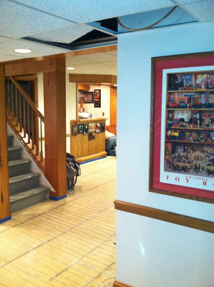 Slide of Mandia Electric