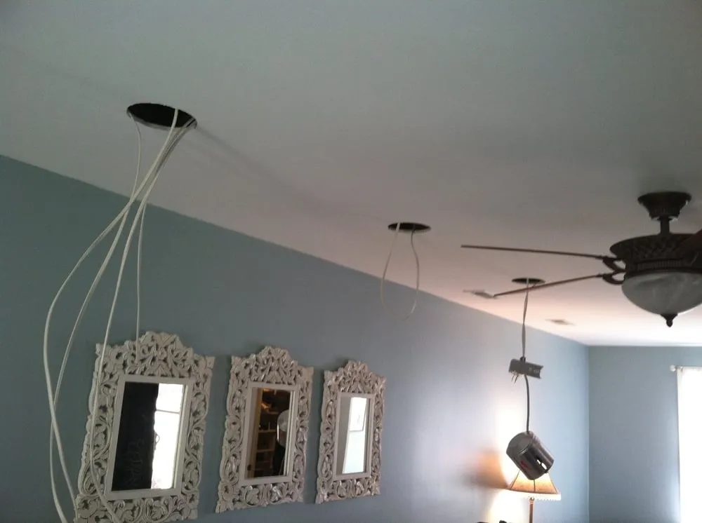 Slide of Mandia Electric