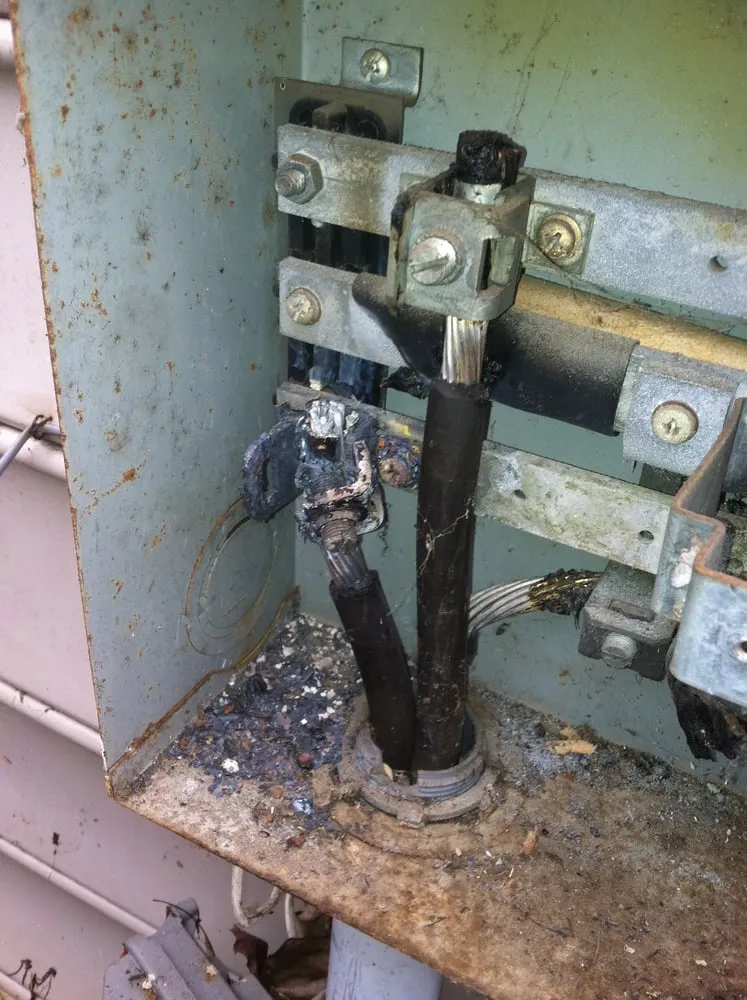 Slide of Mandia Electric