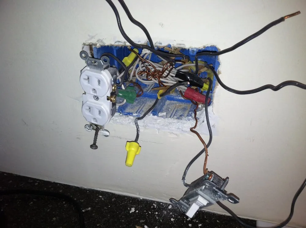 Slide of Mandia Electric